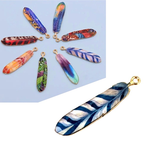 🔴 5 for $10 ONE Colorful Enamel Feather-Shaped Pendant Charm Bohemian Style - Picture 1 of 12